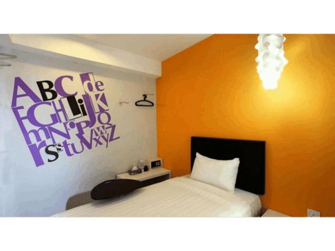 Hotel Zamburger Bliss Джохор Бахру Екстериор снимка