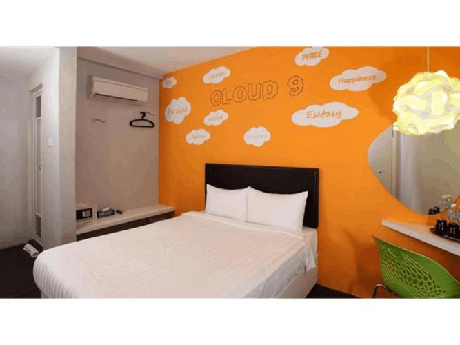 Hotel Zamburger Bliss Джохор Бахру Екстериор снимка