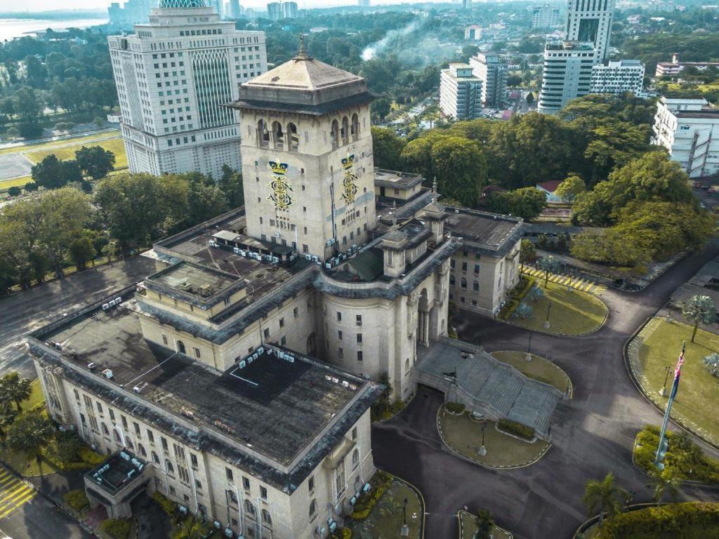 Hotel Zamburger Bliss Джохор Бахру Екстериор снимка